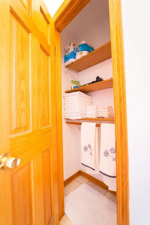 Lovely 3 Bedrooms Apartment In Chicago Midway