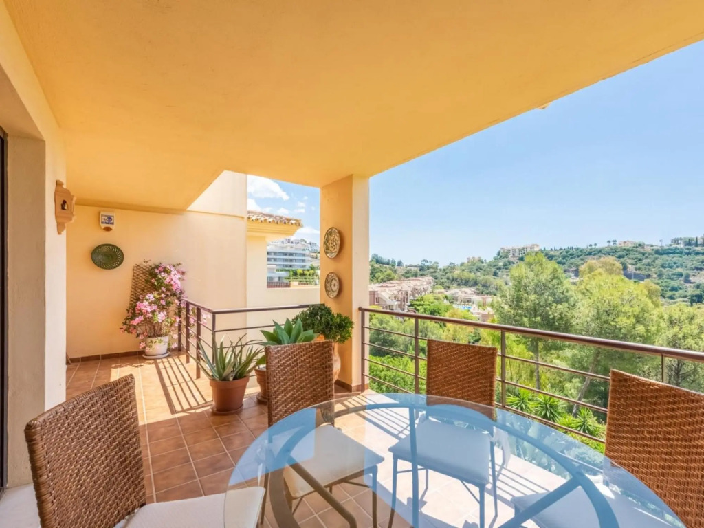 Los Pinos 3 Bedroom Apartment in Los Arqueros