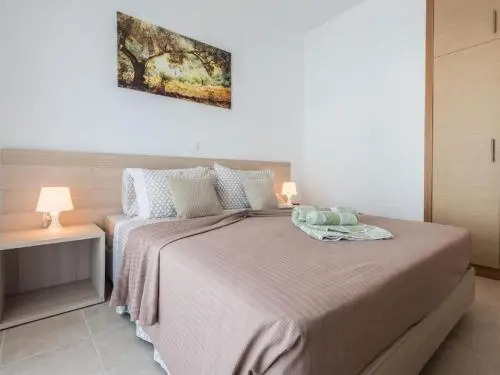 Holiday home 3 bedrooms - Gennadi