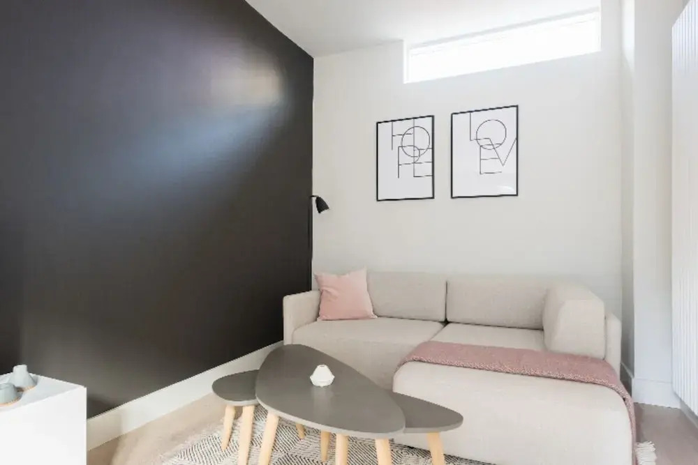 The Roof Gardens - Modern 3bdr Next to Sport Fields