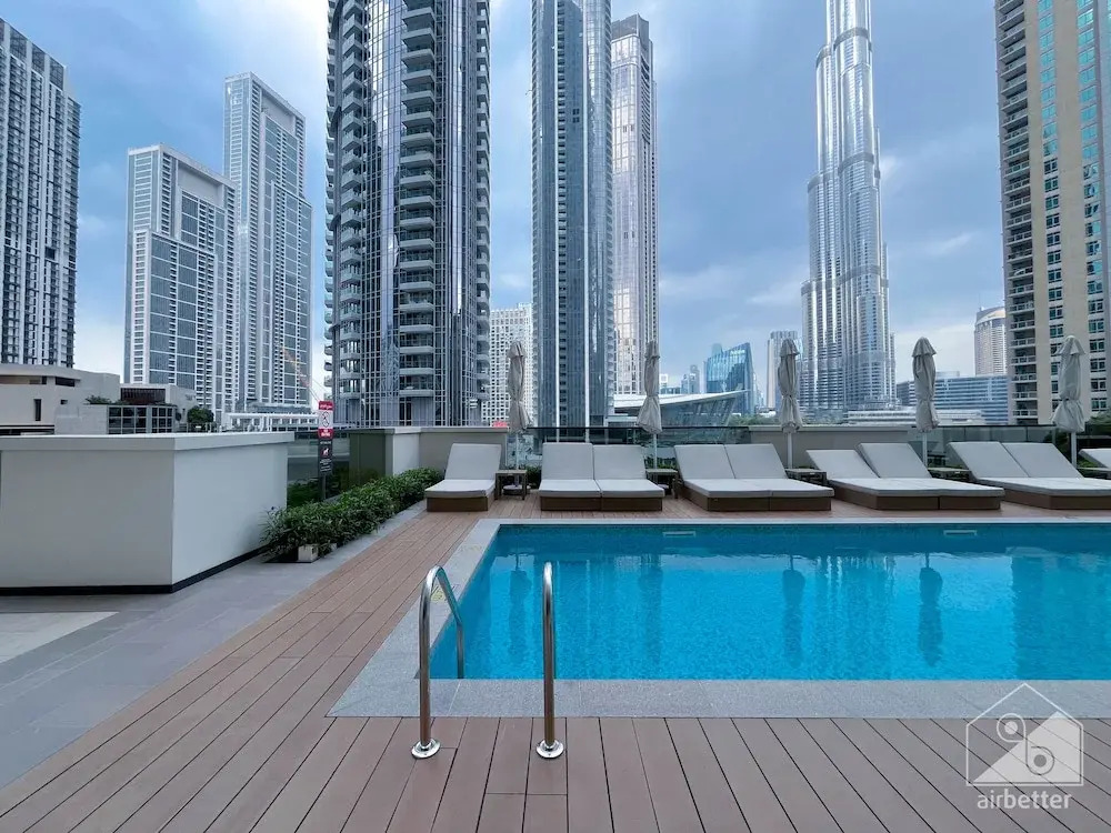 Luxurious 1B With Breathtaking Views Downtown