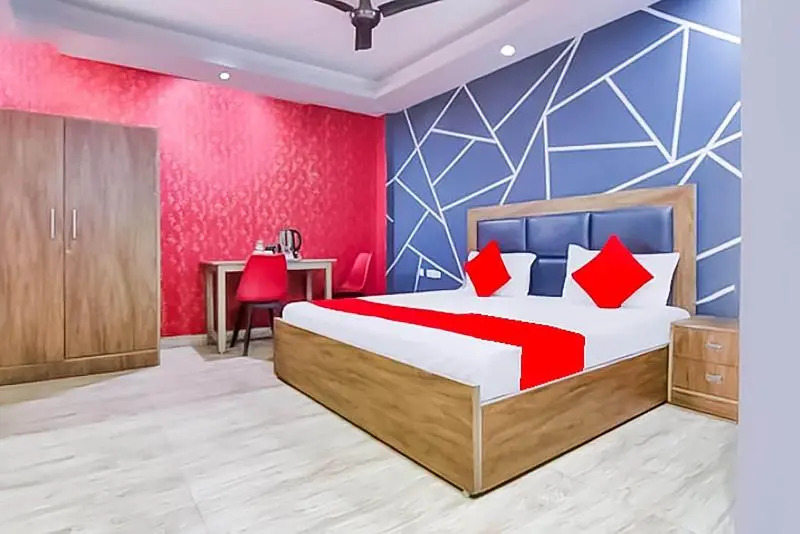 Roomshala 121 Hotel Classic
