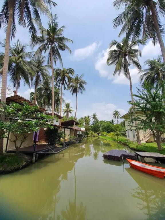 Kalacanal resort