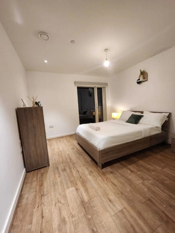 Kaf Luxury 1 Apartment in Canning Town London