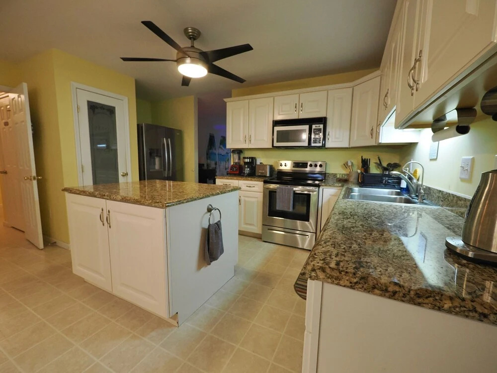 Pocono Lake Getaway Pool, Tennis, Skiing Nearby! 3 Bedroom Home by RedAwning