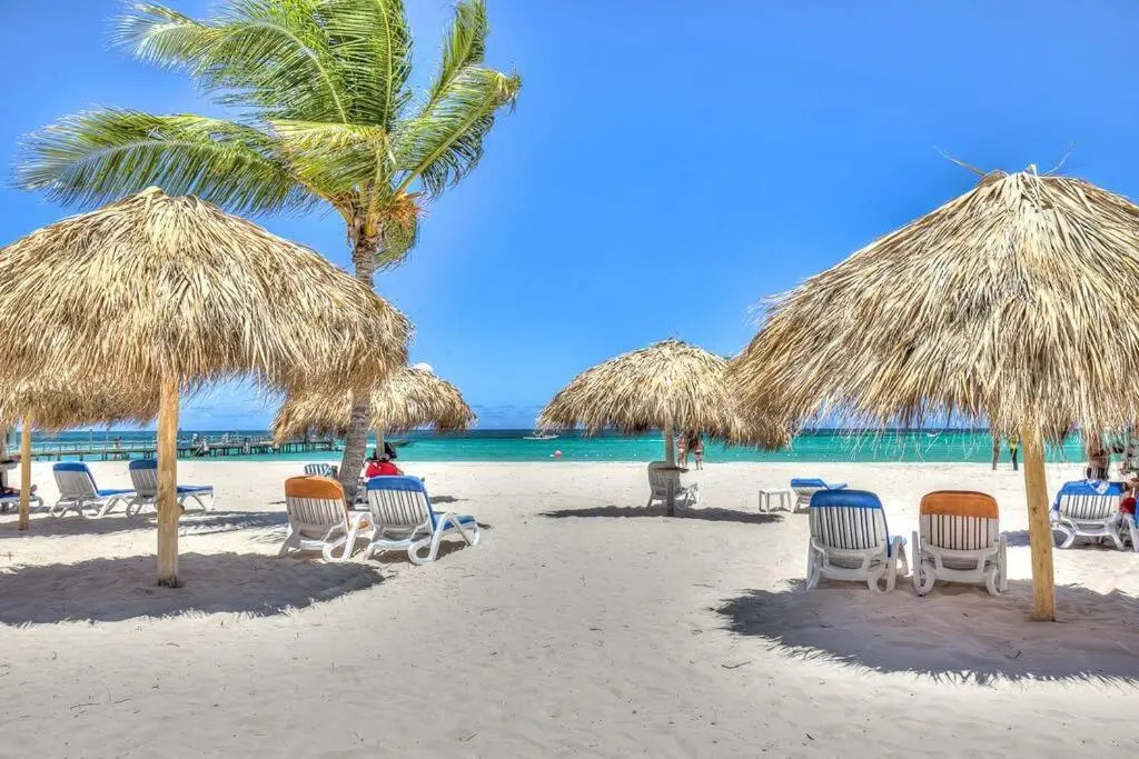 Beachfront apartment with Wifi & Cable TV - I-401