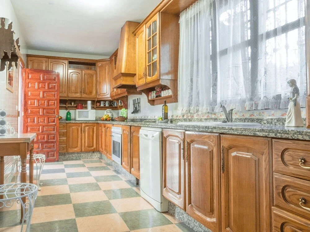 Villa With 5 Bedrooms in La Guardia de Jaén, With Wonderful Mountain V