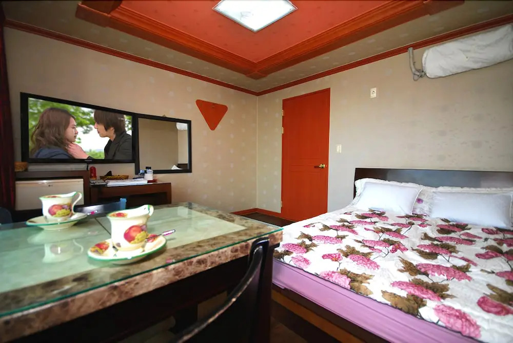 Empas Condotel