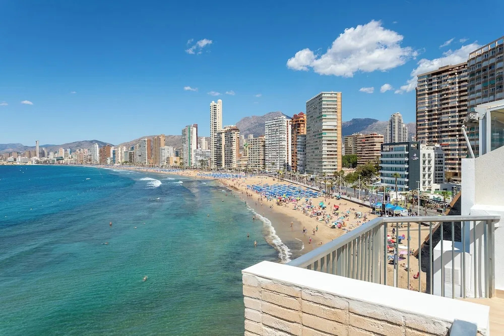 ARENAL SUITES BENIDORM