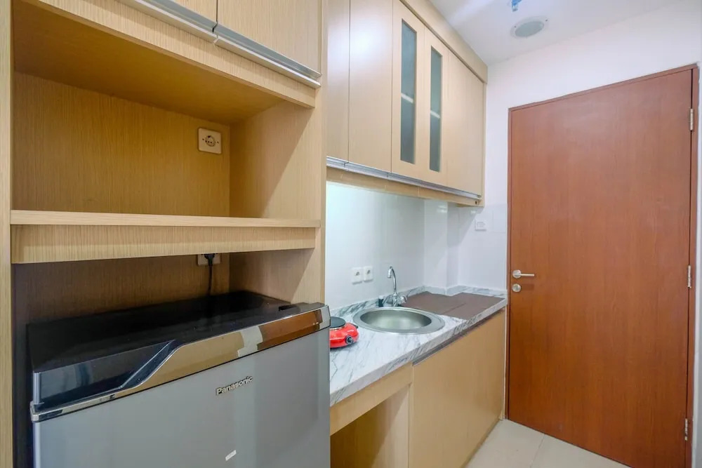 Modern Studio at Tifolia Apartment