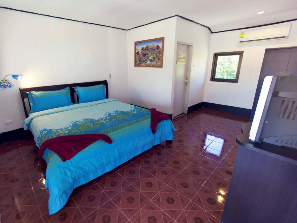 Lotus Friendly Hotel