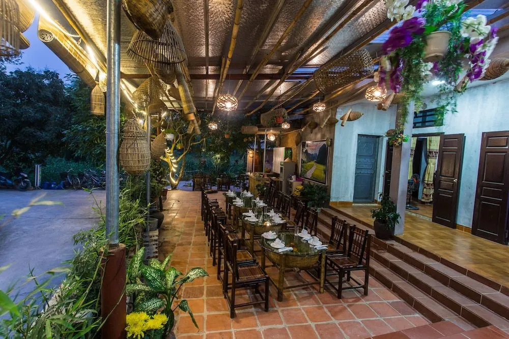 Amira Homestay