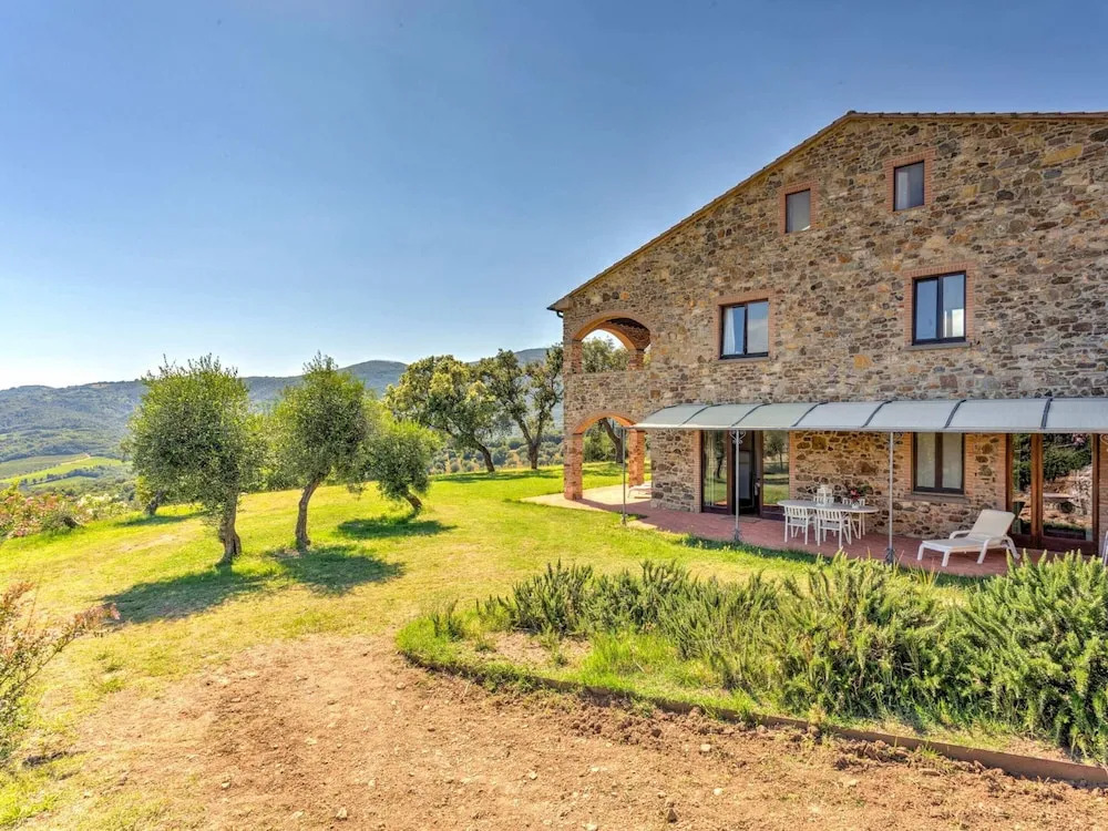 Farmhouse in Suvereto Near Etruscan Coast