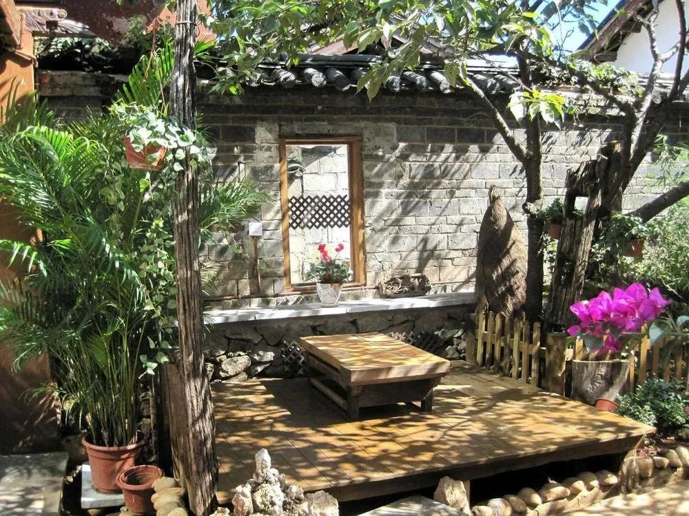 Lijiang Xianyun Qingchen Inn (Shuhe Ancient Town Branch)
