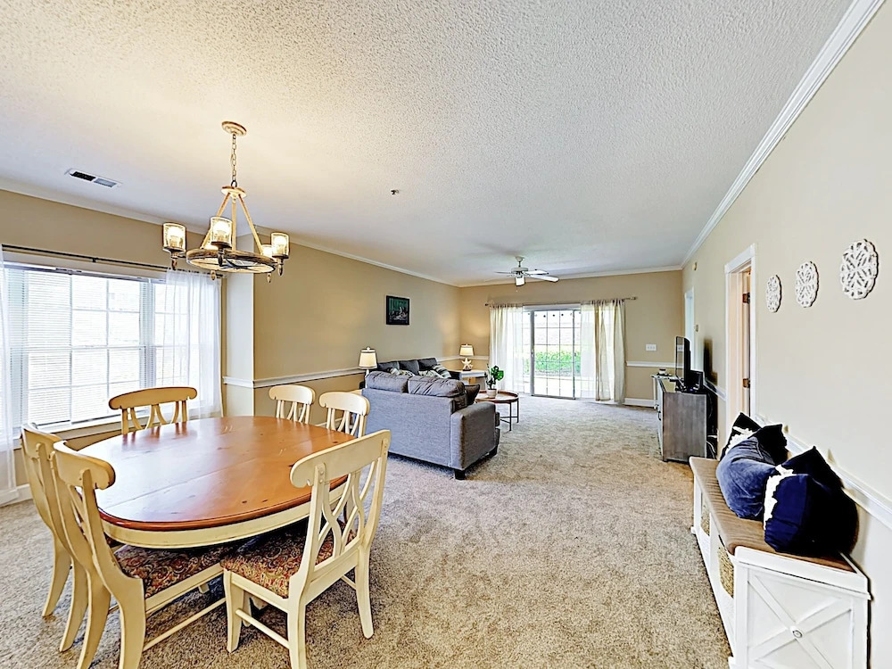 Golf Course Hideaway W/ Pool - Near Beach! 3 Bedroom Condo