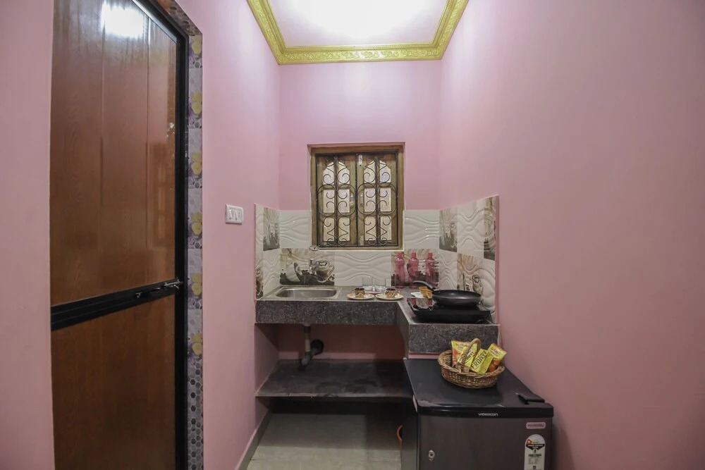 OYO 10728 Home Near Calangute Beach