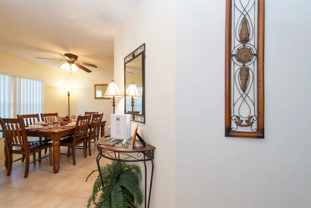 Tropical Breeze House 3 Bedroom