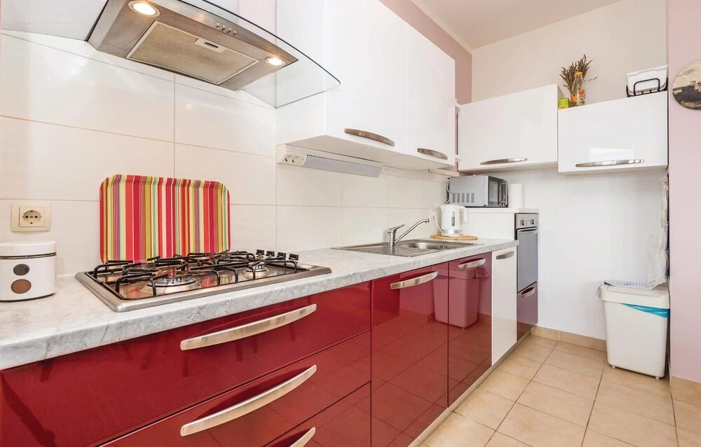 Beautiful Home in Banjol With Wifi and 2 Bedrooms