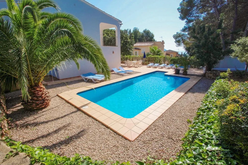 El Pinar - sea view villa with private pool in Moraira