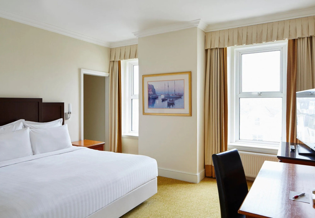 Bournemouth Highcliff Marriott Hotel