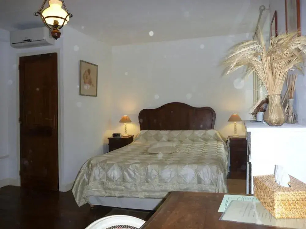 Hotel le Saint-Robert
