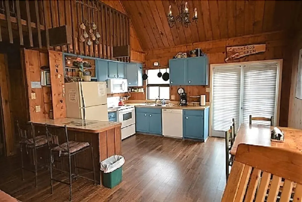 Cruthirds - Three Bedroom Cabin
