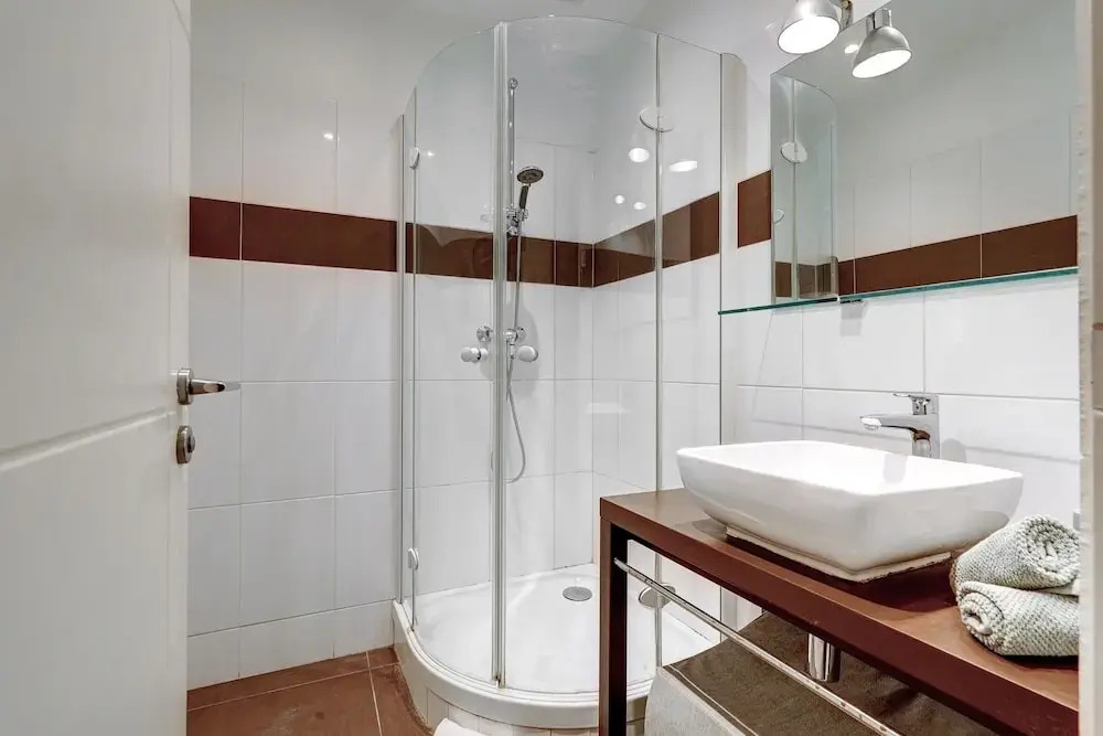 Modern Paris 2BR near Montparnasse