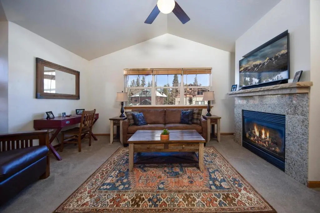 Streamside 304 - 1 BR