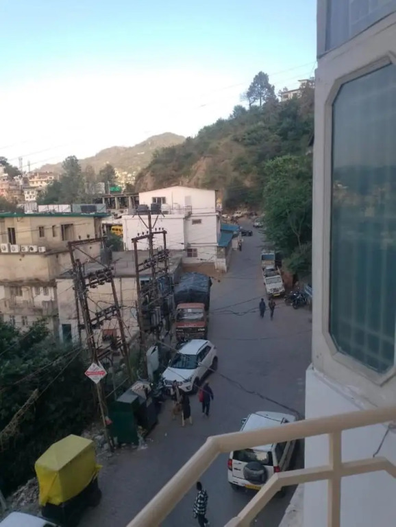 Goroomgo Marina Hills Resort Solan
