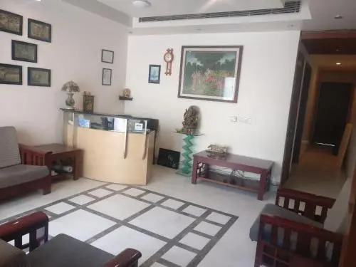 Mint Sarojville Suites