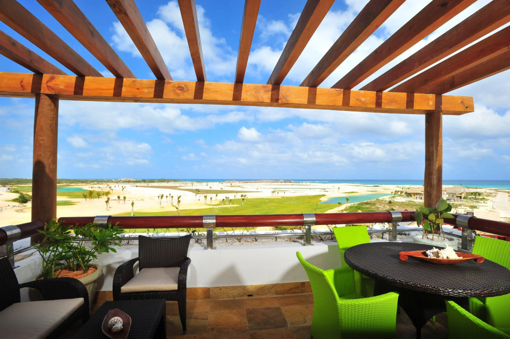 Xeliter Golden Bear Lodge, Cap Cana