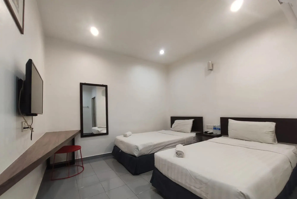 T Hotel Tandop