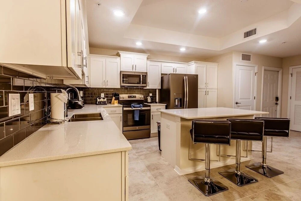 Condo At Storey Lake With Loads Of Amenities! 3 Bedroom Apts by RedAwning