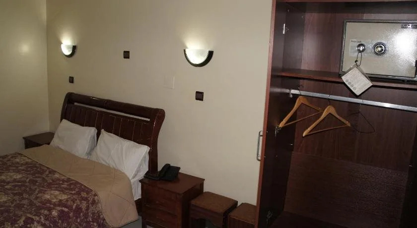 Nikki Hotel
