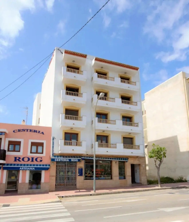Rosco in Javea With 3 Bedrooms and 2 Bathrooms