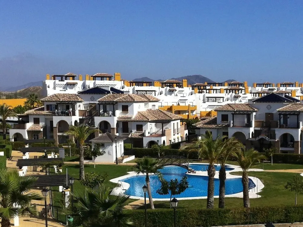 SUN, BEACH & SPA ALL THE YEAR beautiful place to enjoy in summer or winter