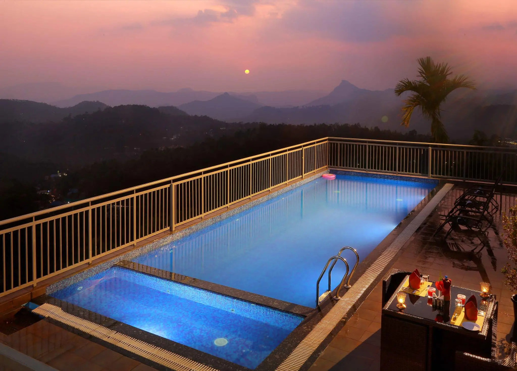 The Munnar Queen