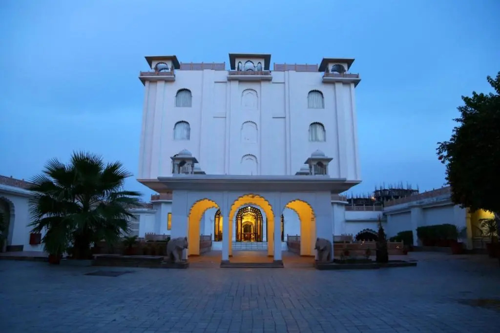 Hotel Utkarsh Vilas