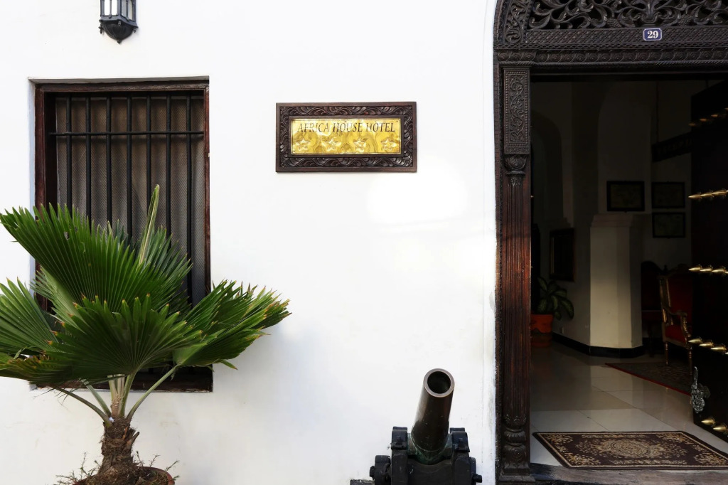 Africa House Hotel