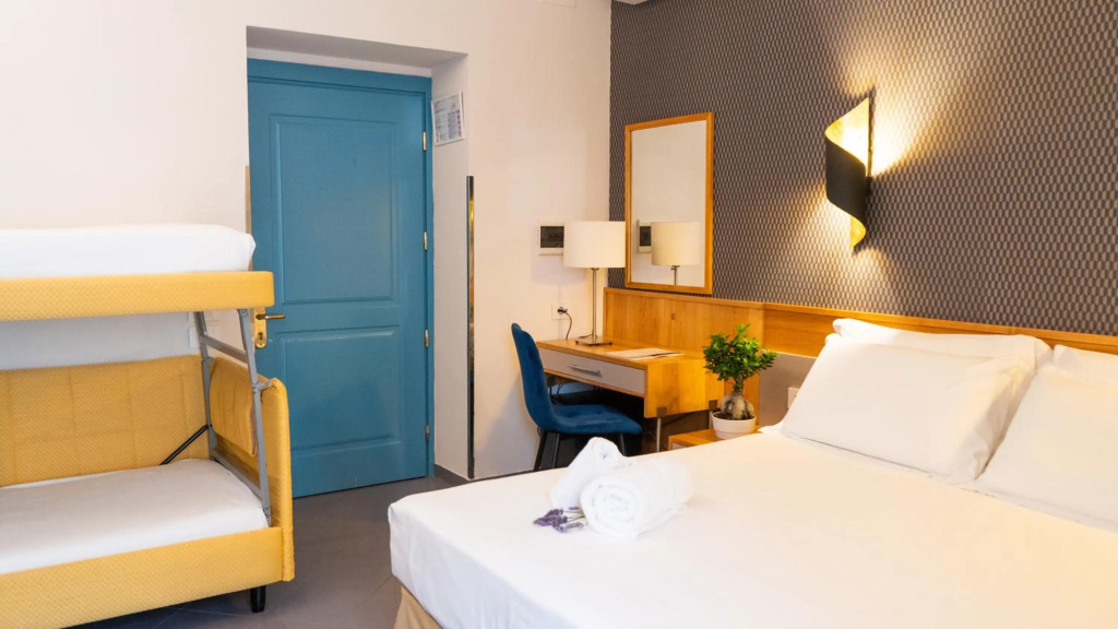 Hotel Diana