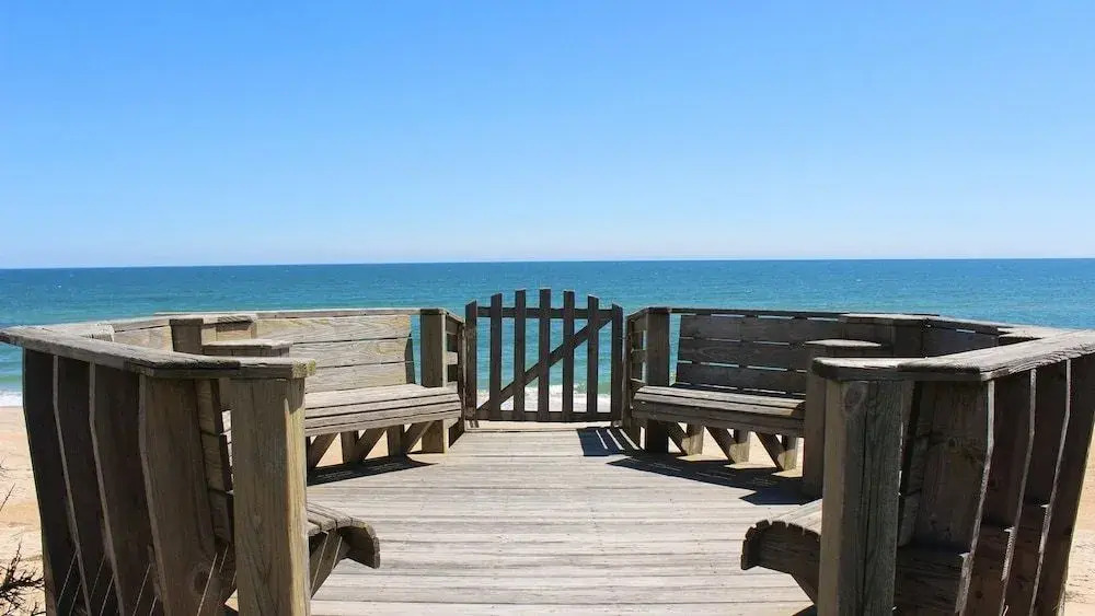 Cabana Beach - 6 Br Home