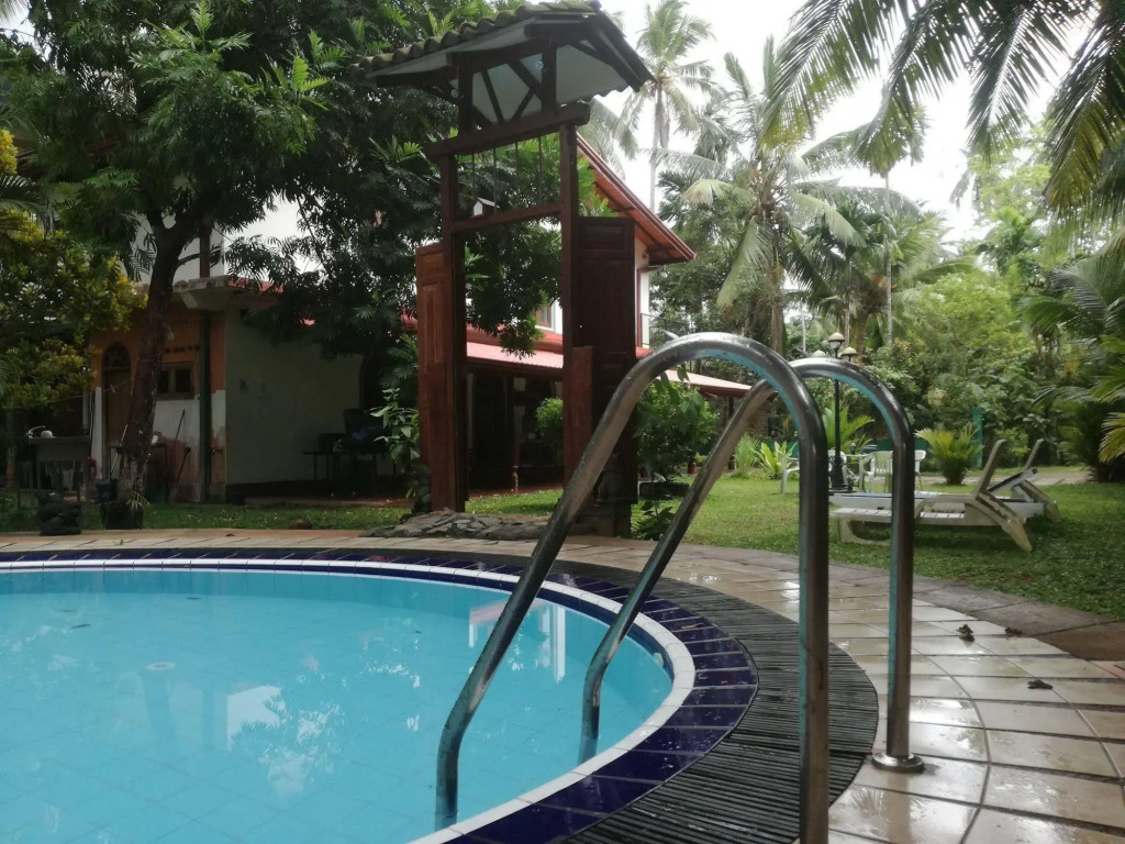 Manik Villa