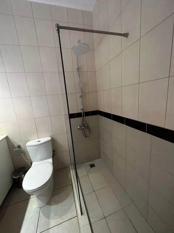 Spacious and Modern 2 bed Apartment in Peyia