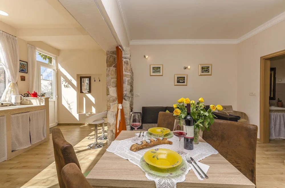 Apartment Mirella
