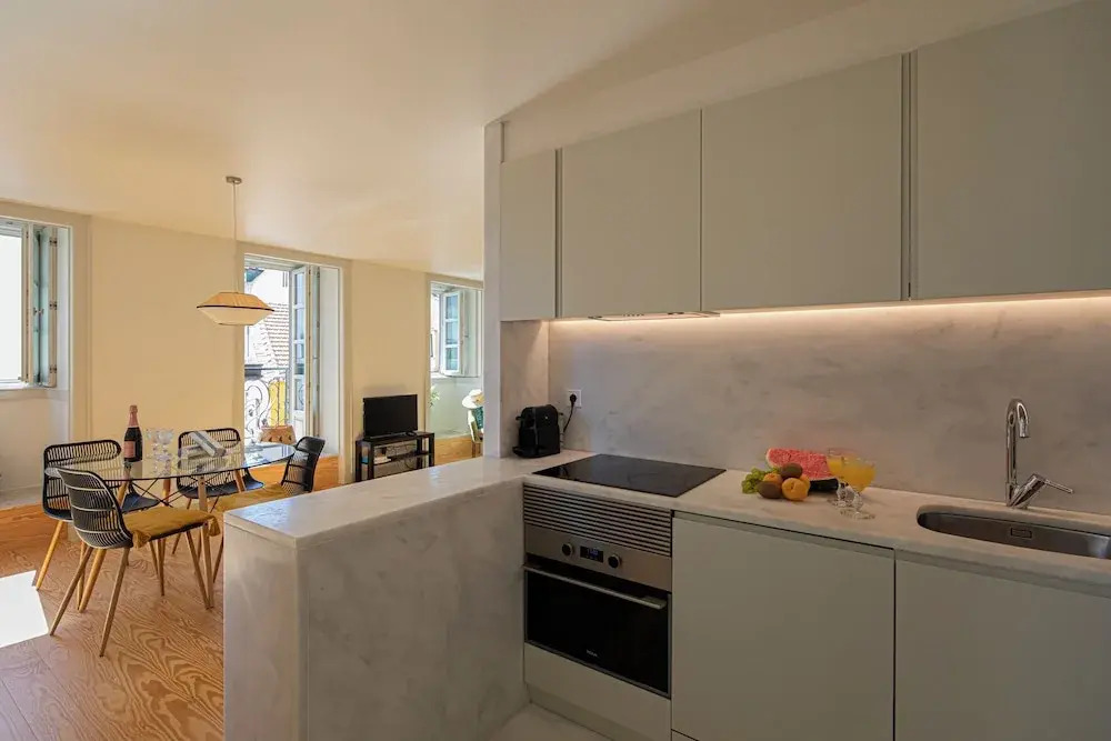 Castelo Superior Two Bedroom Apartment