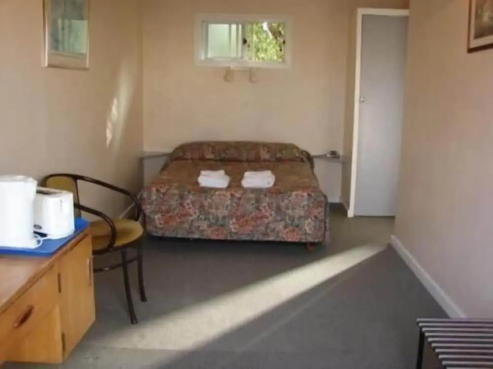 Apple Motor Inn