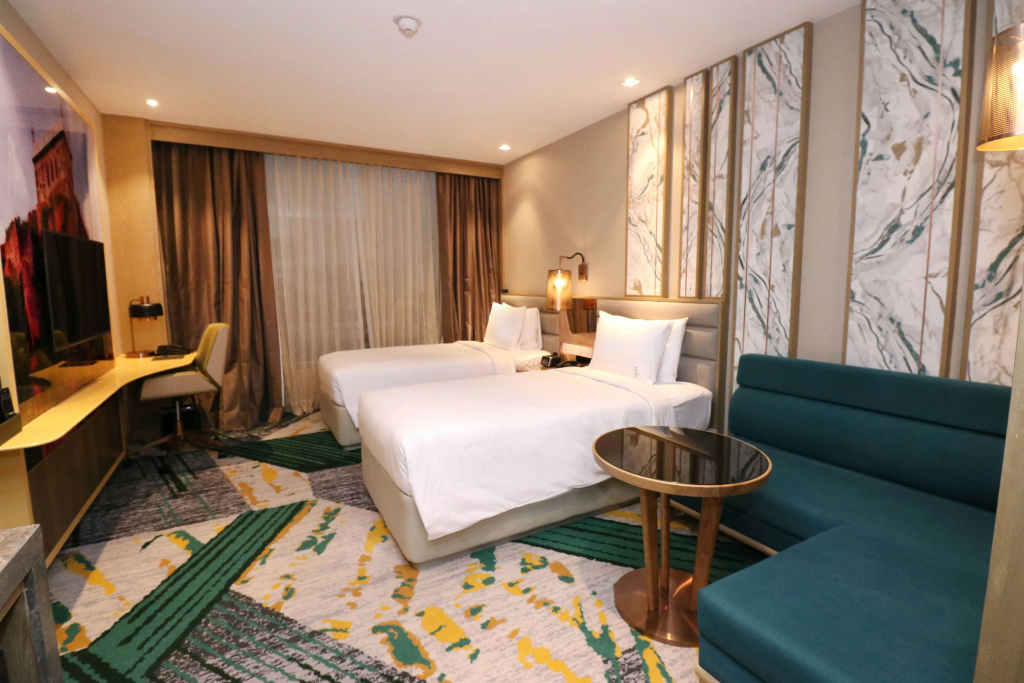 Holiday Inn Chandigarh Zirakpur by IHG