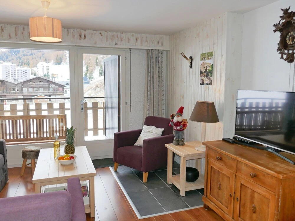 Apartment Dents Rousses E3 by Interhome