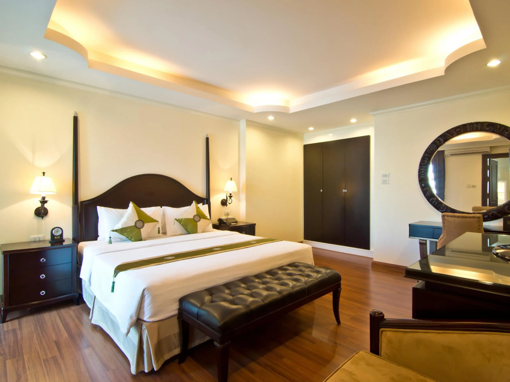 LK Royal Suite