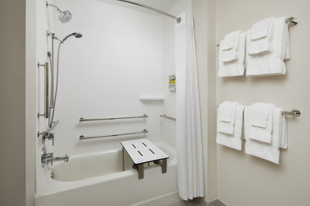 Holiday Inn Express & Suites Gulf Breeze - Pensacola Area by IHG